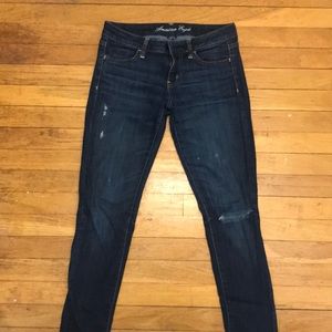 American Eagle distressed skinny jeans, Size 2